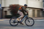 Aventon Level.3 Commuter Electric Bike - Matte Aurora, Regular - Image 6